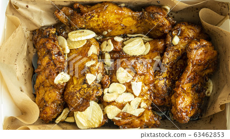Seasoned fried chicken 63462853