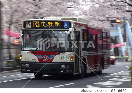 Kanto bus (Nishino district, Tokyo) going through Nakano street Kanto bus (Nishino district, Tokyo) going through Nakano street 63466704