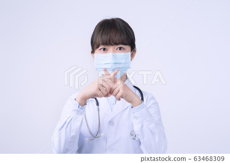 醫生 醫師 女性 口罩 拒絕 防疫 手勢 Doctor mask say no 医者 マスク 断る 醫生 醫師 女性 口罩 拒絕 防疫 手勢 Doctor mask say no 医者 マスク 断る 63468309