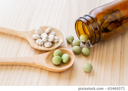 Medicine supplement image material 63469371