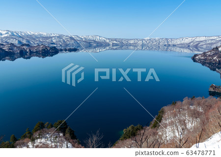 [青森縣十和田湖]十和田湖初春：從View湖看的十和田湖是一個廣闊的全景 63478771