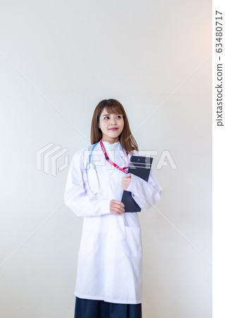 Medical image female doctor Medical image female doctor 63480717