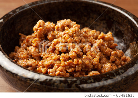 肉味噌 63481635