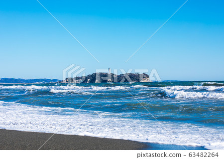 （神奈川縣-風景）藍天和江之島4 63482264