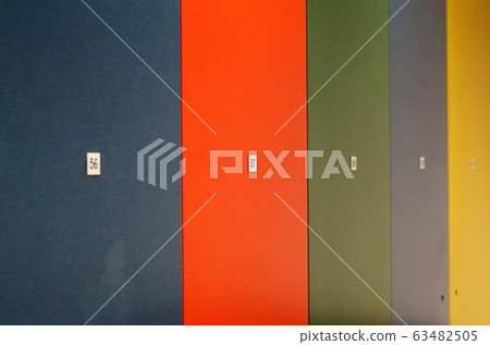 Coin locker Coin locker 63482505