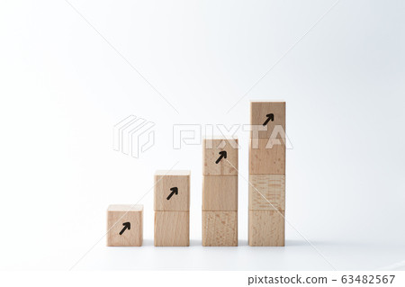 Block arrow 63482567