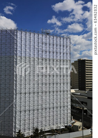 Under construction and renovation of high-rise building Under construction and renovation of high-rise building 63492832