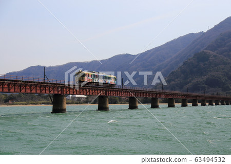 京都探戈鐵路（原北K近畿探戈鐵路）Yura River Bridge 63494532