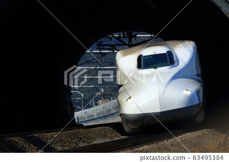 東海道新幹線隧道 63495384