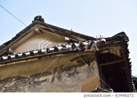 An old and beautiful building in Shimotsui, Kurashiki City, Okayama Prefecture, Japan An old and beautiful building in Shimotsui, Kurashiki City, Okayama Prefecture, Japan 63496872