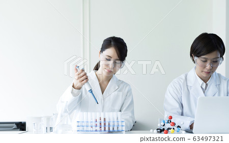 researcher  63497321