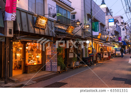 <<Tokyo>> Yanaka Ginza shopping street at dusk 63501331