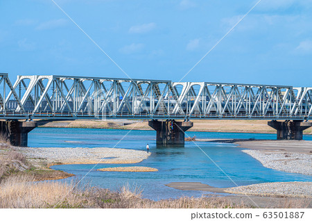 Hakusan City, Ishikawa Prefecture / Estuary of Tetori River / Railway bridge over the river 63501887