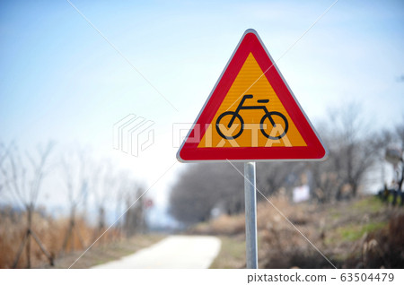 自行車道路交通標誌 自行車道路交通標誌 63504479