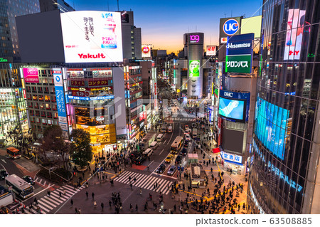  “東京”澀谷站前廣場，爭奪路口 63508885