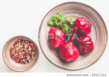 Red pickled garlic Red pickled garlic 63511101