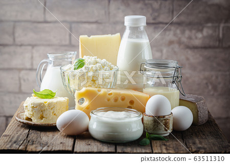 Fresh dairy products 63511310