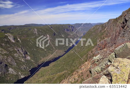 Acropoles des Draveures, Hautes-Gorges-de-la-Rivière-Malbaie National Park Acropoles des Draveures, Hautes-Gorges-de-la-Rivière-Malbaie National Park 63513442