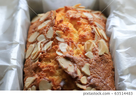 Pound Cake  63514483