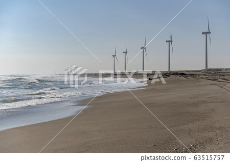 Sandy beach with wind power generation (Ibaraki Prefecture Hikawahama Beach) 63515757