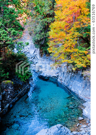 Atera Valley (autumn) 63516769