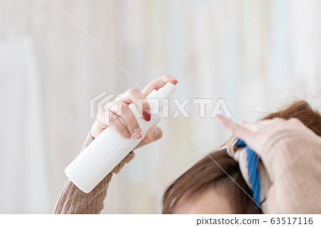 穿房間的女人 穿房間的女人 63517116