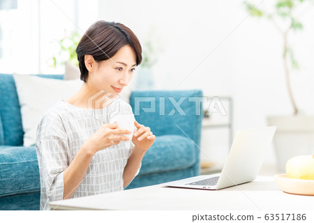 中年婦女 63517186