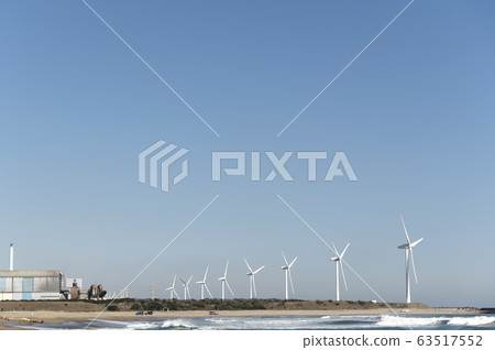 茨城縣廣濱海灘的風力發電風景 茨城縣廣濱海灘的風力發電風景 63517552
