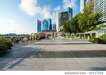 由於新的冠狀病毒的傳播,新加坡的旅遊勝地變得不再那麼擁擠 由於新的冠狀病毒的傳播,新加坡的旅遊勝地變得不再那麼擁擠 63517556