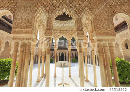 Yard of the Lions in Alhambra, the complete Arabic form of which was Qalat Al-Hamra, is a palace and fortress complex located in Granada, Andalusia, Spain. 63518232