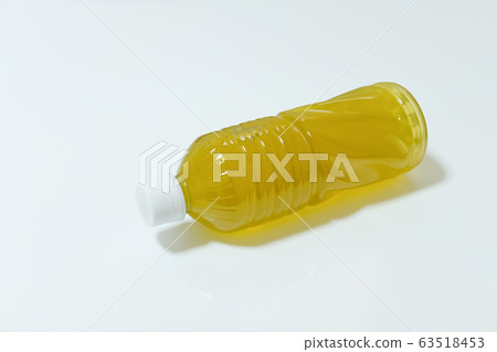 Green tea in plastic bottle 63518453