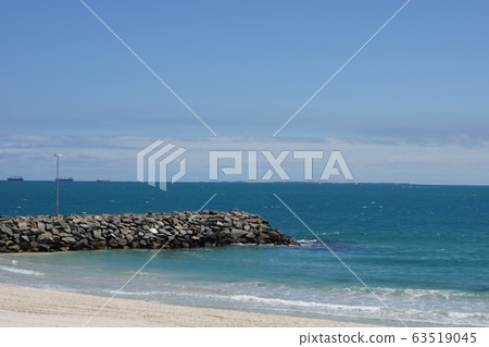 Cottesloe海灘,西澳大利亞州珀斯的郊區 Cottesloe海灘,西澳大利亞州珀斯的郊區 63519045