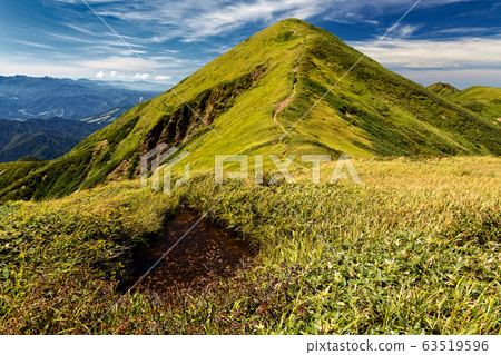 土墩山脊線赤塘和山。 63519596