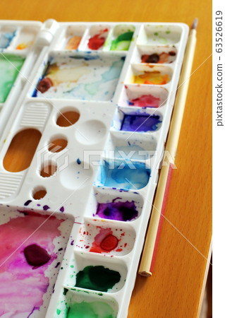 水彩顏料調色板 63526619
