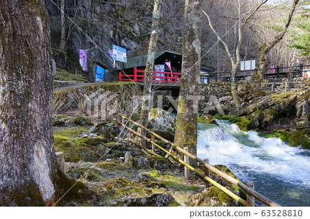 龍泉洞的泉水 龍泉洞的泉水 63528810