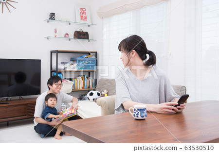 年輕的家庭 63530510