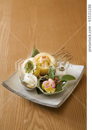 High-quality Japanese course cuisine with fresh ingredients High-quality Japanese course cuisine with fresh ingredients 63531286