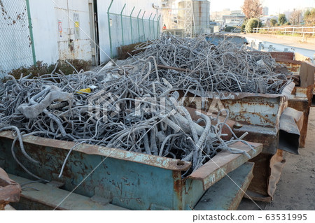 Sorted construction waste Sorted construction waste 63531995