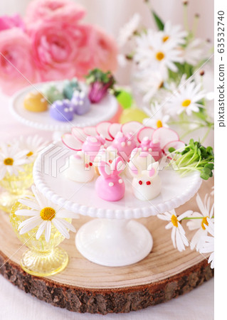 Boiled quail egg rabbit Boiled quail egg rabbit 63532740