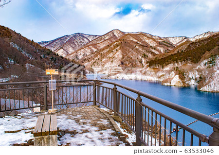 Scenery from Shima Lake Dam in winter 63533046