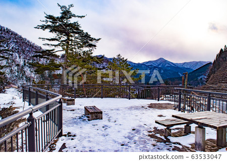 Scenery from Shima Lake Dam in winter 63533047