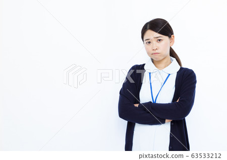 30s Female Nurse 30s Female Nurse 63533212