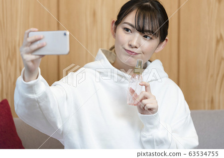 Instagrammer influencer image 63534755