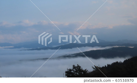 青山高原雲海 63538970
