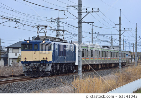 東北本線栗橋東H宮EF64-1030(長岡)+ 3000系列209系列飛63編隊(川越)垃圾車 東北本線栗橋東H宮EF64-1030(長岡)+ 3000系列209系列飛63編隊(川越)垃圾車 63541042