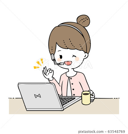 Smiling mom with telework - Stock Illustration [63548769] - PIXTA