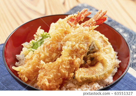 Tendon (shrimp, pumpkin, shiitake, large leaves, lotus root) 63551327