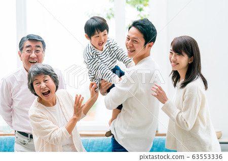 三代人 家庭 家族 63553336