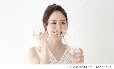 Female toothpaste Female toothpaste 63558643
