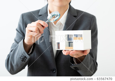 real estate  63567470